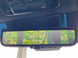 【デジタルインナーミラー】後席の大きな荷物や同乗者で後方が確認しづらい時でも安心!カメラが撮影した車両後方の映像をルームミラー内に表示。クリアな視界で状況の確認が可能です!