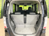 普段のお買い物や通勤、送迎等に十分な荷室スペースを確保しております。セカンドシートを倒すと、大きな荷物の積載も可能です♪