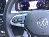 ACC(アクティブクルーズコントロール)前走者との安全な車間距離を常にキープ・・クルーズコントロールにレーザーセンサーを組み合わせたシステムです。