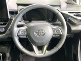 インテリアに合わせたデザインのステアリングは、運転される方のことも考え、運転しやすい形状、大きさです。是非一度、実際に触ってお確かめください。