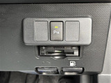 【クリアランスソナー】駐車、発進の低速走行時に、周囲の障害物をブザーとディスプレイ表示でお知らせして、衝突回避をサポートします!