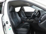 長時間の運転でも疲れにくいシートです。