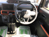 運転中も見やすいメーター。