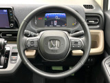 【純正革巻きステアリング】上質な革を使用することで、手にしっかり馴染みとても運転しやすいハンドルです♪