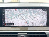 ●BMW純正ナビ:一体感のあるナビは、高級感ある車内を演出してくれます。Bluetooth再生などオーディオ機能も充実しておりますので、運転もより楽しめます♪