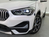 安心のBMW認定中古車は100項目の箇所を徹底的にチェック致します。機械的な箇所や電気系、コンピューターなどをご納車前に点検し、交換基準に達した部品は全て新品に修理返品した後にご納車致します。