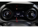 マルチインフォメーションディスプレイ付きのメーターです!エコ運転へ導く多彩な情報を表示してくれます。