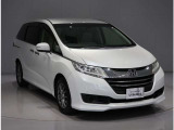 『ACC(車両追随機能)』で、予め設定した速度内で自動でスピードを調整。高速道路などの運転の時には、常に一定の車間距離を保つことができ、安全な運転と快適なドライブをサポートしてくれます。