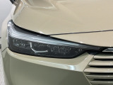 LEDヘッドライトは、点灯の瞬間から最大光量を発揮し、突然暗くなるトンネルなどでの安定感を高めます。