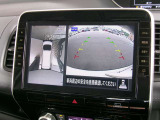 アラウンドビューモニター付きです☆車出来ますので車庫入れの苦手な方も楽に駐車出来ます♪