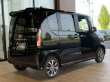 N-BOXカスタム  カスタム 660 4WD