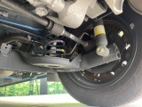 お車を安心してお乗りいただく為には、足回りの定期点検が欠かせません。サービスサポート(有償保証)では無料点検もご提供しており、安心のカーライフをお過ごしいただけるサポート体制が整っています。