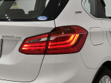 BMW伝統のL字型テールライト