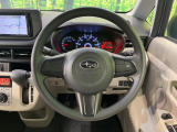 インテリアに合わせたデザインのステアリングは、運転される方のことも考え、運転しやすい形状、大きさです。是非一度、実際に触ってお確かめください。
