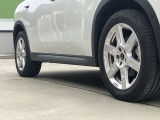 BMW純正アルミホイールです。納車時にはアルミホイールコーティングも承っております!是非ご検討下さいませ。