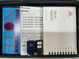 スマートキーは鍵をバッグに入れたままでもドアロックの開閉やエンジンのON・OFFができます。夜間や雨の日も鍵を探さなくて良いので便利です。