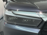 LEDヘッドライトは、点灯の瞬間から最大光量を発揮し、突然暗くなるトンネルなどでの安定感を高めます。