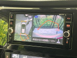 【アラウンドビューモニター】専用のカメラにより、上から見下ろしたような視点で360度クルマの周囲を確認することができます☆死角部分も確認しやすく、狭い場所での切り返しや駐車もスムーズに行えます。