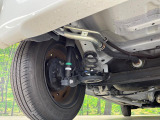 お車を安心してお乗りいただく為には、足回りの定期点検が欠かせません。サービスサポート(有償保証)では無料点検もご提供しており、安心のカーライフをお過ごしいただけるサポート体制が整っています。