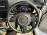ダイハツディーラーでは「ダイハツ認定U-CAR」という基準を設け、車選びに詳しくないお客様でも「安心して選べる」をご提供しています。