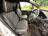 運転席シート廻りは使用感も少なく、良好な状態となっています。丁寧に使われていたことがよくわかりますね。