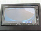 【バックカメラ装備済み】駐車の際の心強い味方!ガイドを見て確認しながら駐車できるので安全です。