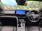 クラウンクロスオーバー 2.5 G アドバンスト レザー パッケージ E-Four 4WD 