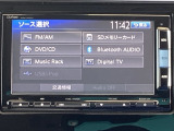 フルセグTVやDVD、ミュージックサーバー等オーディオ機能も充実しています。