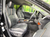 運転席シート廻りは使用感も少なく、良好な状態となっています。丁寧に使われていたことがよくわかりますね。