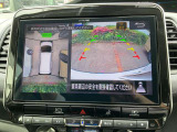 アラウンドビューモニター装備です 上から見たイメージで駐車出来ます
