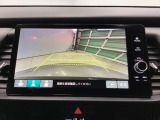 バックモニター付きで、車庫入れやバック時の後方確認をしっかりサポート。モニターに映し出される映像で死角も確認しやすく、狭い場所での駐車や後退時の操作をより安心して行えます。