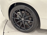 タイヤサイズは215/40R18!純正アルミホイール!納車前の点検時にタイヤ交換させていただきます!