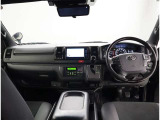 保証内容は1年間、距離無制限、非消耗部品が対象になります。もしもの転居などでもご対応。全国約5000店のトヨタのお店で入庫可能です。(トヨタ車以外、一部車種は取扱いディーラーにてのご入庫も可能です。)