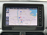 最近ではスマホをナビ代わりにしたりしますが運転中の操作が危ない、すぐに熱くなる、電話がかかってきたら使えないなどデメリットも多いです。まだまだカーナビは必須です。