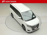 両側パワースライドドア付きだから、狭い駐車スペースなどでの乗り降りラクラク♪小さなお子さまのいるご家庭には嬉しい装備です。