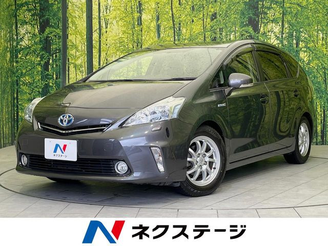 トヨタ プリウスα 