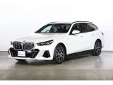 BMW i5ツーリング eドライブ40 Mスポーツ