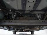 【下回り】下回りに気になるサビ等もございません。ご納車前にさらに徹底的に整備しますので、ご安心してご検討ください。