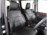 【フロントシート】運転しやすいドライバーズコックピット!