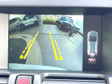 【パークアシスト・カメラ】駐車時に後方がリアルタイム映像で確認できます。大型商業施設や立体駐車場での駐車時や、夜間のバック時に大活躍!運転スキルに関わらず、今や必須となった装備のひとつです!