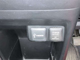 HDMIは、お手持ちのスマートフォンや他のデバイスを車のナビゲーションシステムに接続し、高画質な映像と音声を楽しむためのインターフェースです♪。