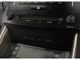 CDはもちろんの事、DVD&Blu-ray再生も可能です。フルセグ地デジにも対応しさらにBluetoothにも対応しております