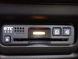 ■【ETC車載器】が装備されています。セットアップをしてお渡しとなり、ETCカードを差し込むだけで高速道路の利用が可能です。