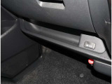 法定整備付 ご購入して頂いた車両は納車前にしっかり点検・整備してからの納車になります。点検部位はエンジンオイル・オイルフィルター・ワイパーゴム交換ブレーキ点検・調整・その他を確認して納車致します。