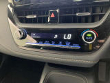 オートエアコンは温度を設定するだけで、自動で風量などを設定してくれます。運転しながら操作も必要ないので、安全性も向上します。