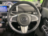 【純正革巻きステアリング】上質な革を使用することで、手にしっかり馴染みとても運転しやすいハンドルです♪