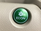 ★ECONスイッチ★ エコドライブを加速しよう!スイッチをONにすると、運転の仕方によるロスを抑え込み燃費をよくするようクルマが頑張ります(*^ー^*)燃費向上にチャレンジ♪