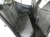 ゆとりある広々とした車内空間は、ドライブを始め買い物やレジャーなど、幅広く活躍します。一人でもみんなとでもお出かけを楽しみましょう!