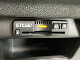ETC2.0が標準装備です。高速道路の渋滞情報や静止画像提供などをナビとリンクして画面でお知らせします。また、高速道路の一時退出対象インターでは料金据え置きで一時退出もできます