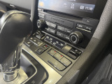 個室の商談ブースが2部屋ございます。お車のご相談等ごゆっくりお話しいただけます。